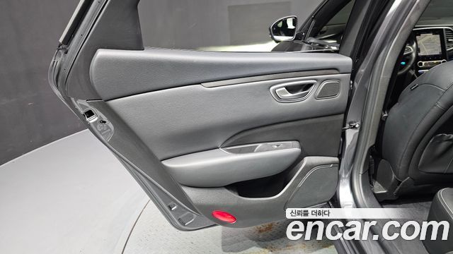 Renault Korea SM6 2024 — photo 15