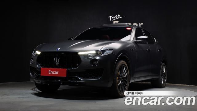 Maserati Levante 2017 — photo 1