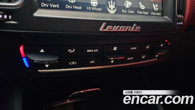 Maserati Levante 2017 — photo 23