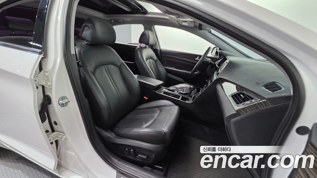 Hyundai Sonata 2015 — photo 13