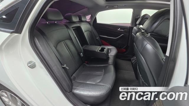 Hyundai Sonata 2015 — photo 25
