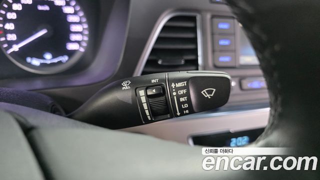 Hyundai Sonata 2015 — photo 16