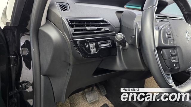Citroën / DS C4 SpaceTourer 2019 — photo 23