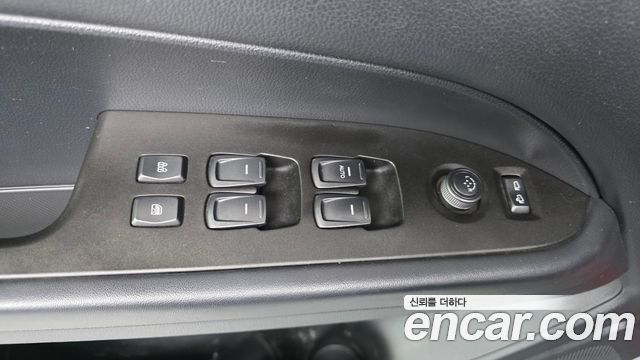 KG Mobility Rexton 2019 — photo 16