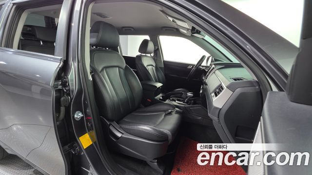 KG Mobility Rexton 2019 — photo 29