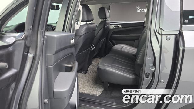KG Mobility Rexton 2019 — photo 30