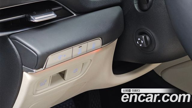 Genesis GV80 2022 — photo 14