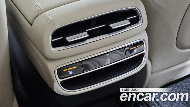 Genesis GV80 2022 — photo 18