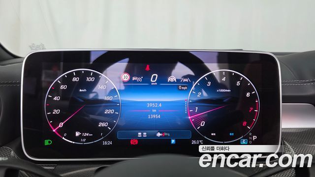 Mercedes-Benz CLE-Class 2025 — photo 11