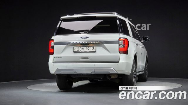 Ford Expedition 2021 — photo 4