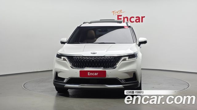 Kia Canival 2021 — photo 3