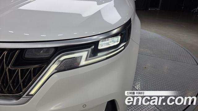 Kia Canival 2021 — photo 8