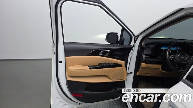 Kia Canival 2021 — photo 14