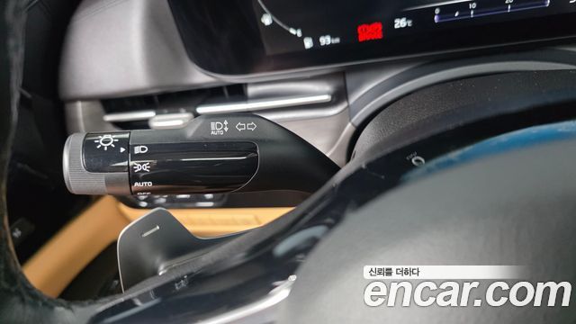 Kia Canival 2021 — photo 38