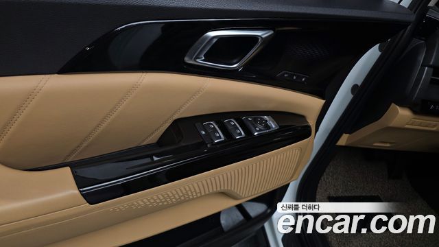 Kia Canival 2021 — photo 41