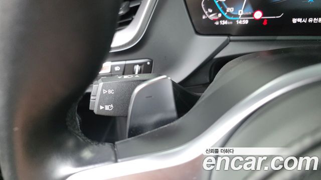 BMW 1-Series 2022 — photo 34