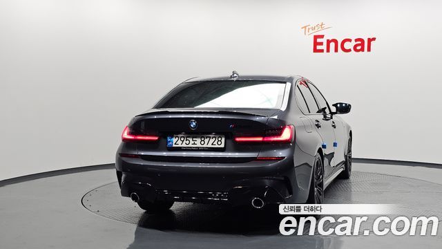 BMW 3-Series 2021 — photo 4
