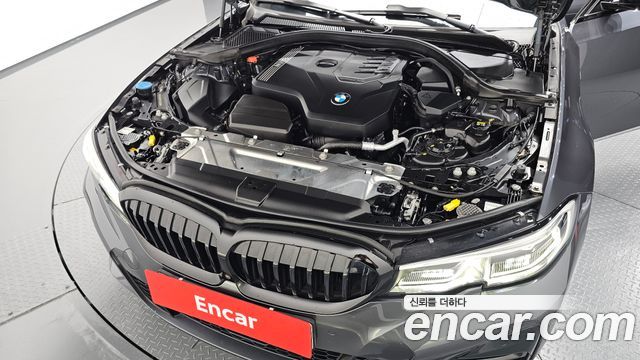 BMW 3-Series 2021 — photo 6