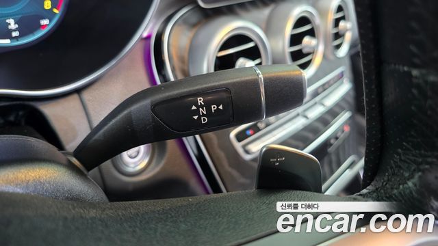 Mercedes-Benz C-Class 2021 — photo 12