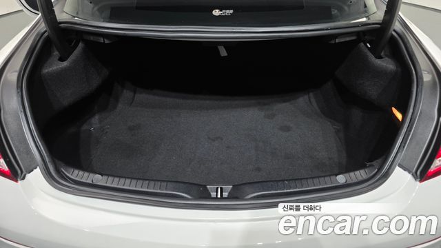 Mercedes-Benz C-Class 2021 — photo 31