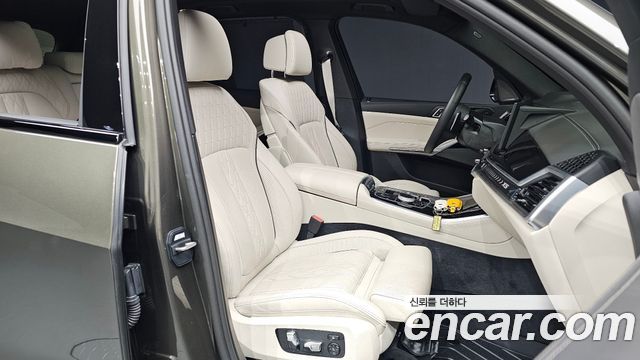 BMW X5 2025 — photo 17