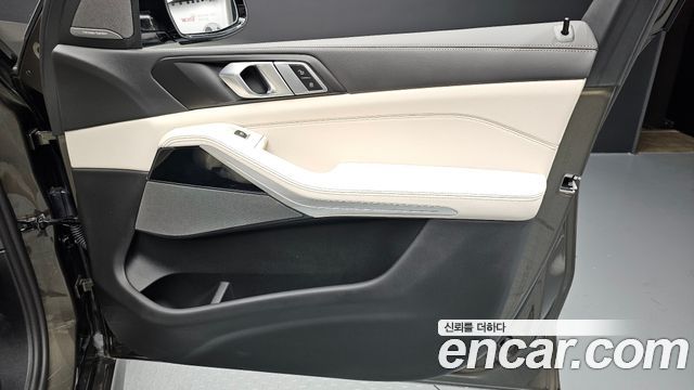 BMW X5 2025 — photo 14