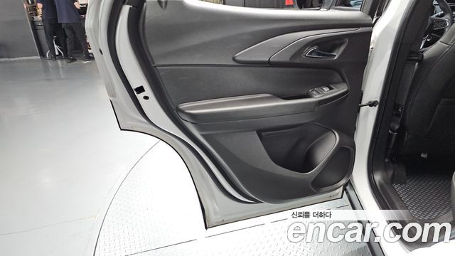 Chevrolet Korea Trailblazer 2022 — photo 15