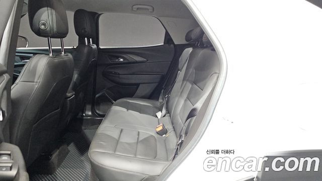 Chevrolet Korea Trailblazer 2022 — photo 16