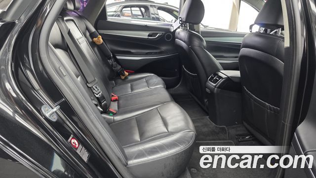 Hyundai Grandeur 2018 — photo 17
