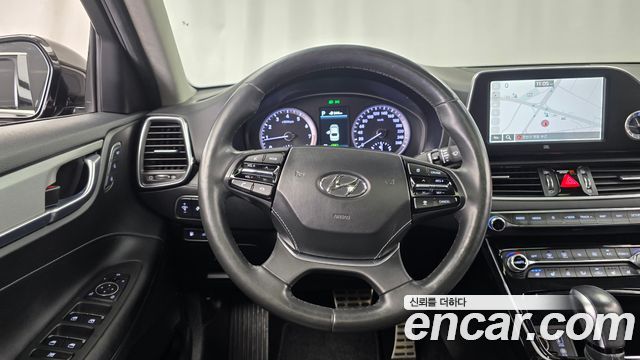 Hyundai Grandeur 2018 — photo 18