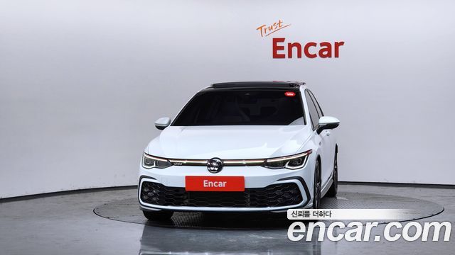 Volkswagen Golf 2024 — photo 3