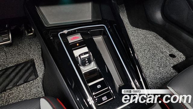 Volkswagen Golf 2024 — photo 9