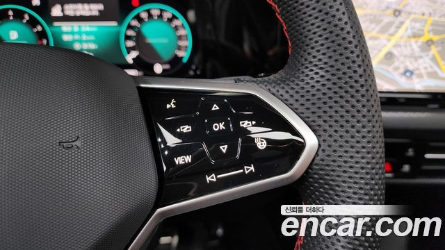 Volkswagen Golf 2024 — photo 16