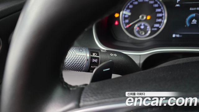 Genesis GV80 2020 — photo 27