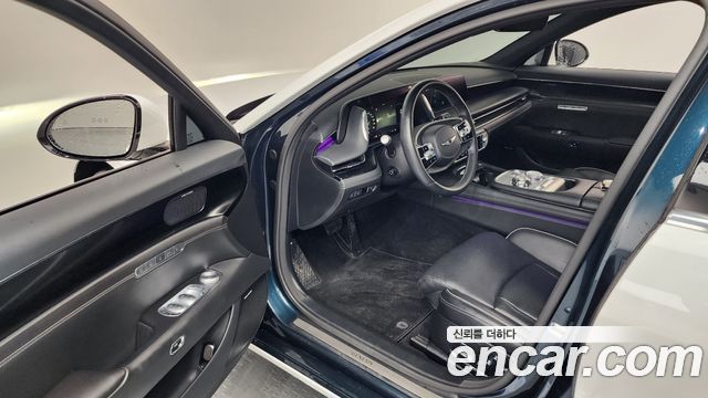 Genesis G90 2022 — photo 13