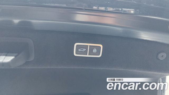 Genesis G90 2022 — photo 24