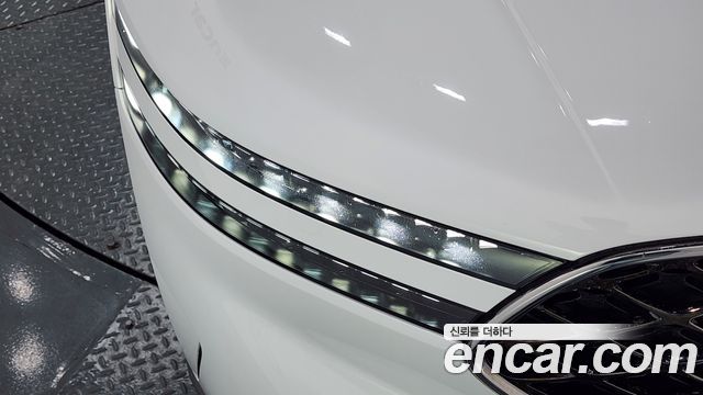 Genesis G90 2022 — photo 8