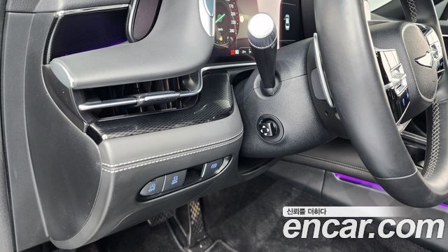 Genesis G90 2022 — photo 30