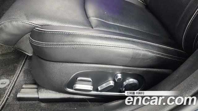 Genesis G90 2022 — photo 31