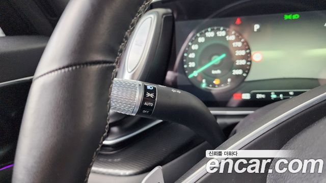 Genesis G90 2022 — photo 40