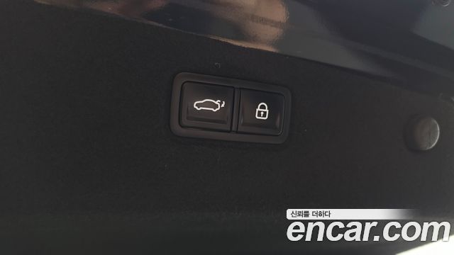 Kia K9 2022 — photo 20