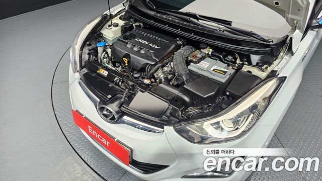 Hyundai AVANTE 2014 — photo 6