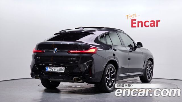 BMW X4 2023 — photo 2