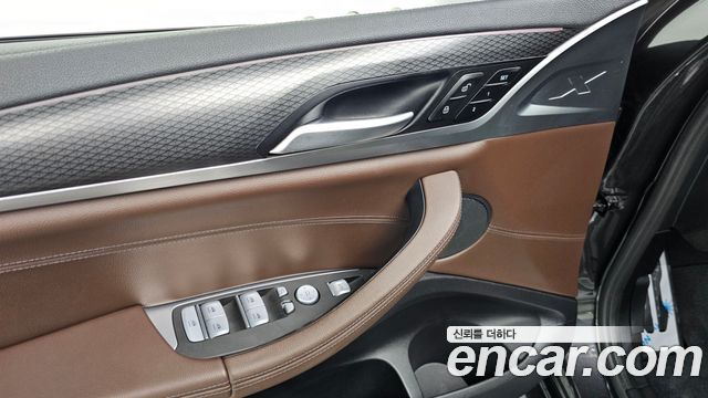 BMW X4 2023 — photo 24