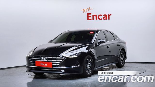 Hyundai Sonata 2022 — photo 1