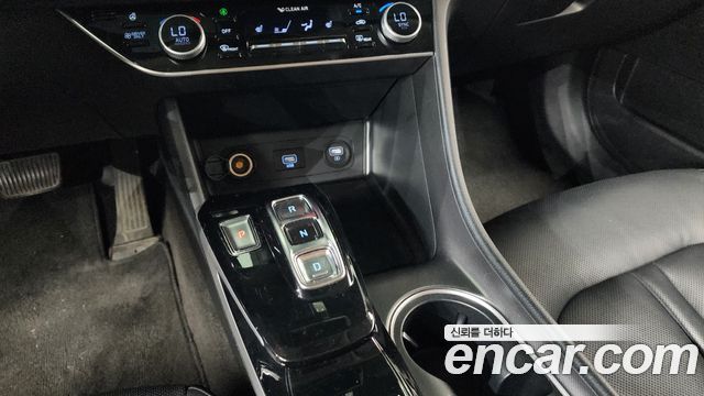 Hyundai Sonata 2022 — photo 12
