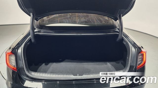 Hyundai Sonata 2022 — photo 24