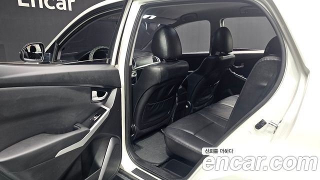 KG Mobility KORANDO 2016 — photo 17