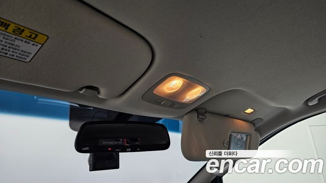 Hyundai Starex 2019 — photo 21