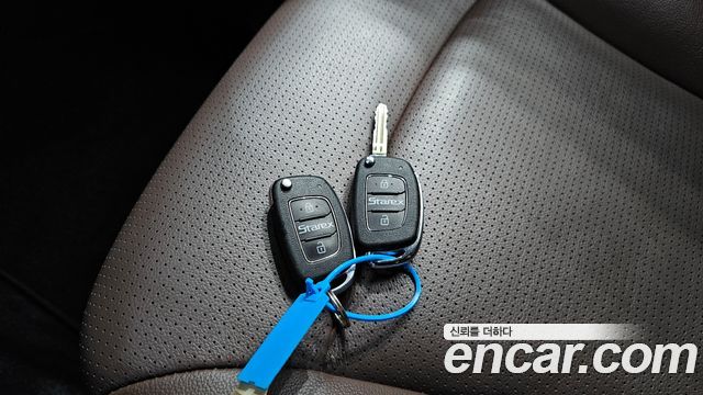 Hyundai Starex 2019 — photo 22